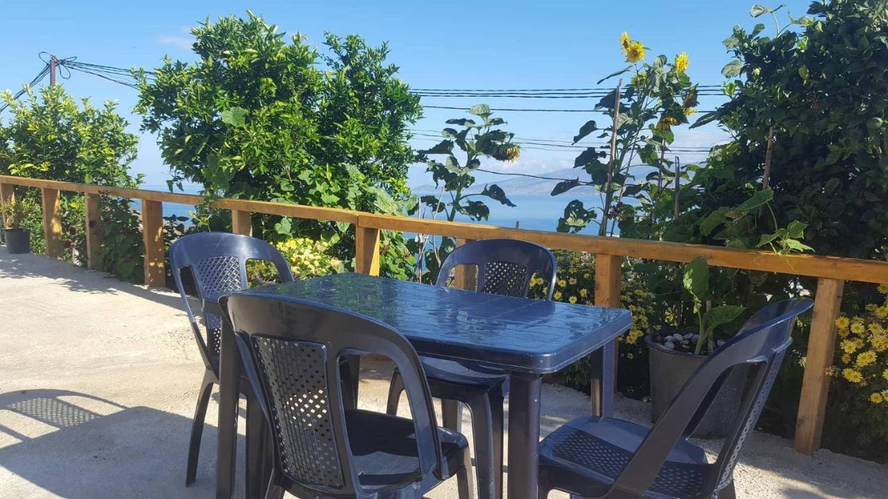 クサミルEmiljano Seaviewアパートメント エクステリア 写真